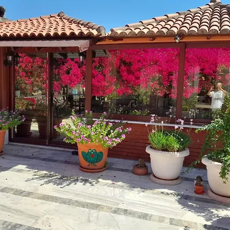 Akdeniz Hotel 3*