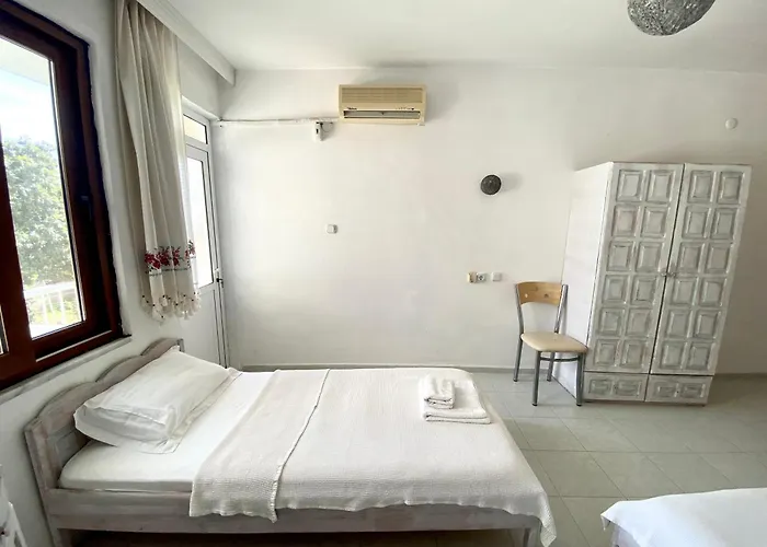 Akdeniz Hotel Ekincik