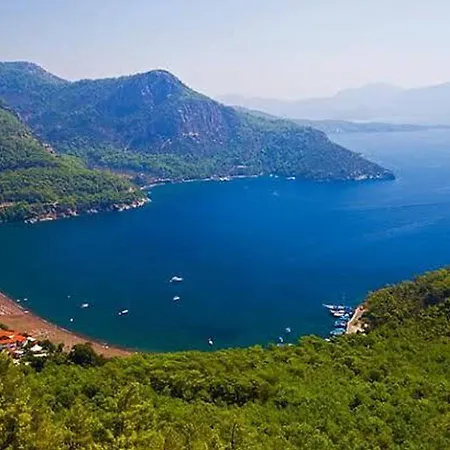 Akdeniz Hotel 3*